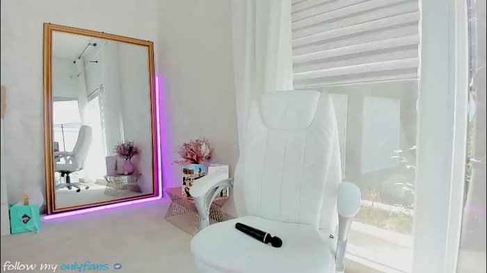 miss_diamond__