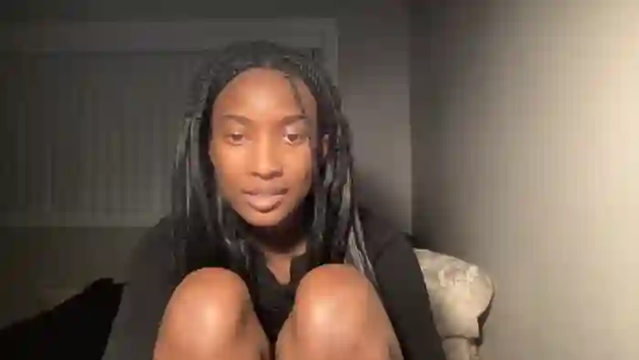 2025/09/11/chaturbate-littleflow3r-03-30-44