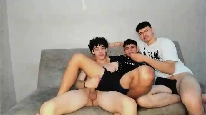 2025/09/12/chaturbate-pelusos_mens-15-06-17