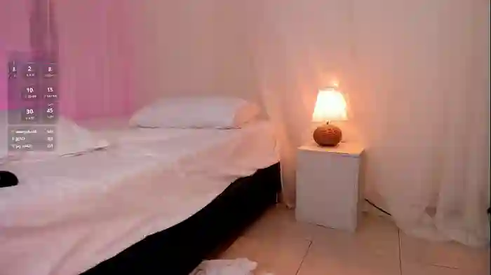 2025/09/13/chaturbate-liia_sweett-18-19-46