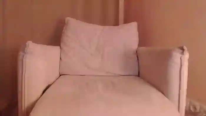 2025/09/13/chaturbate-my_hannah-16-38-21