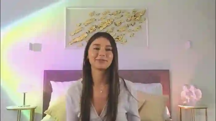 2025/09/13/chaturbate-violetta_finch-17-10-41