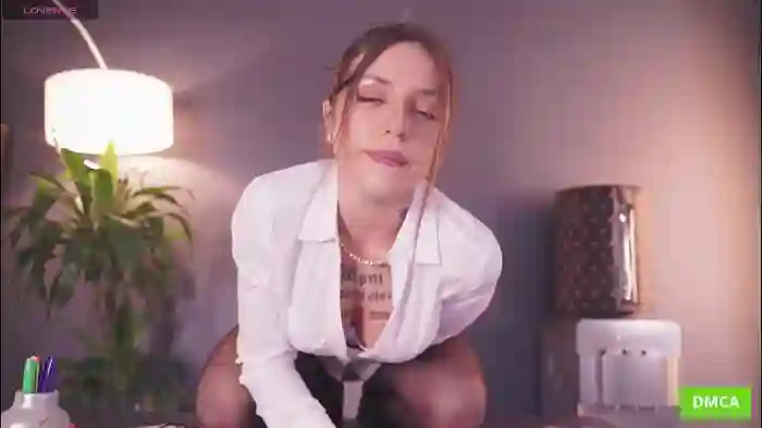 2025/09/15/chaturbate-deeptalkss_-09-44-21