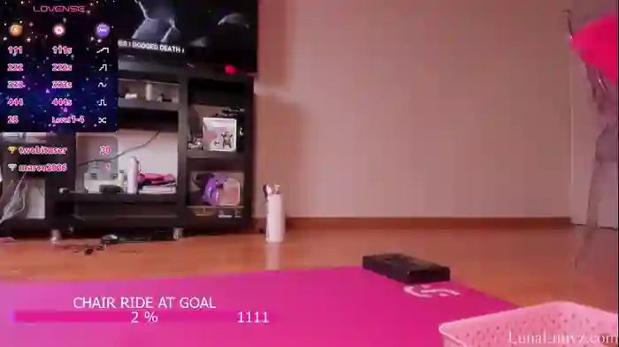 2025/09/18/chaturbate-luna_luuvz-00-37-05