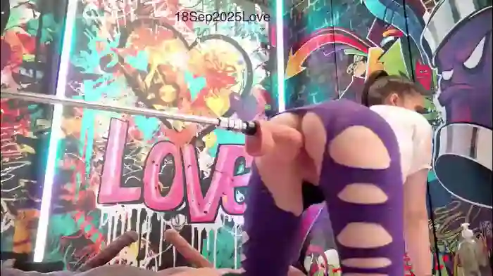 2025/09/18/chaturbate-vanessa_love-14-31-54