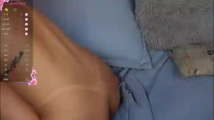 2025/09/19/chaturbate-vicky_curly-04-10-24