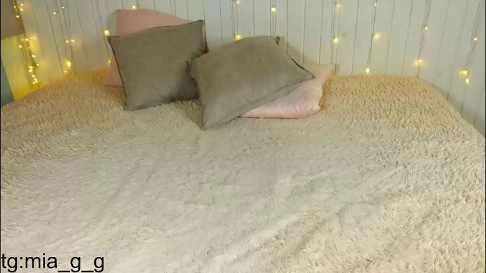 mia_g_