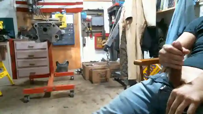 2025/09/20/chaturbate-donniestone-15-02-25