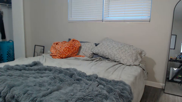 zoeemonroe