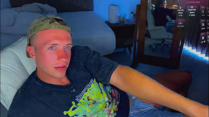 tommy_cumfinger