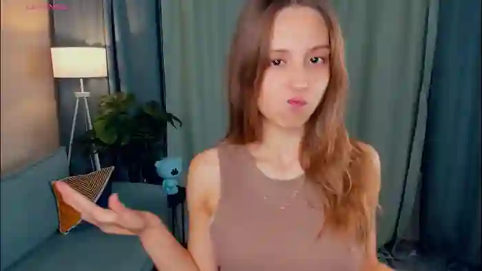 2025/09/26/chaturbate-tessiekhanponaphan-17-23-27