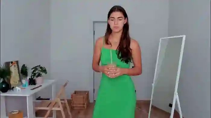 2025/09/28/chaturbate-lynn_jackson-07-59-34