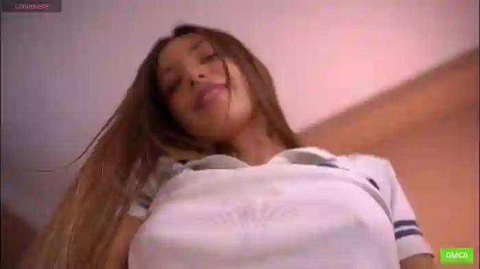 2025/09/29/chaturbate-deeptalkss_-08-48-23