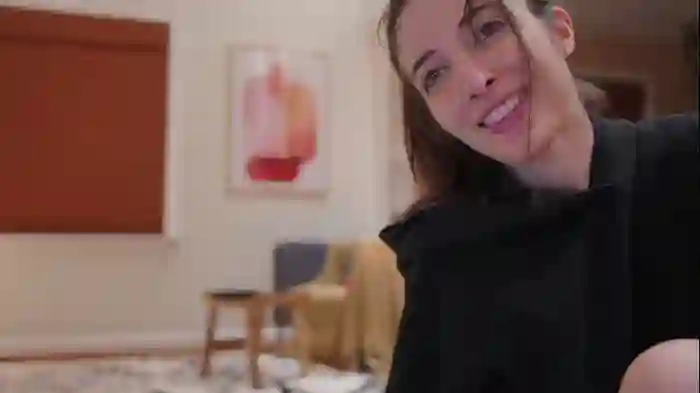 2025/09/29/chaturbate-rosykindred-22-55-14