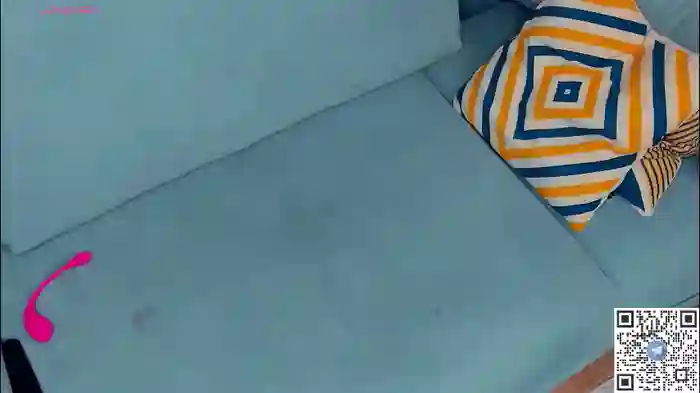 2025/09/30/chaturbate-tessiekhanponaphan-21-45-10