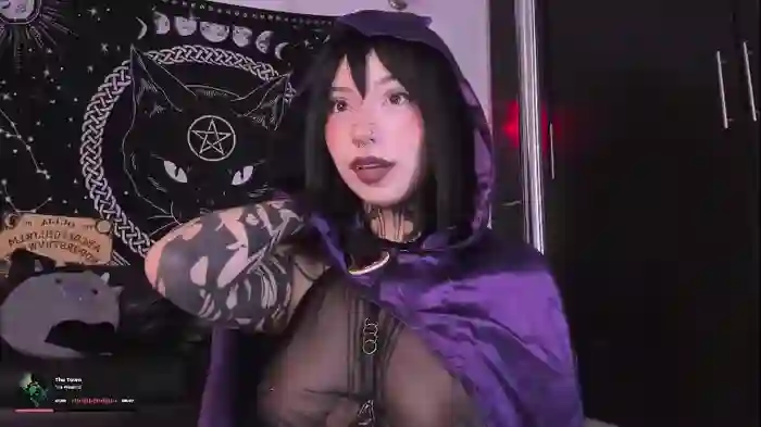 2025/10/01/chaturbate-hazellwitch-18-49-37