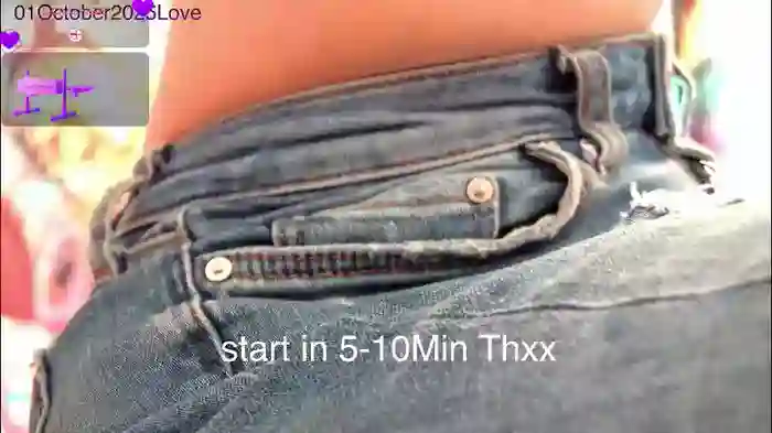 2025/10/01/chaturbate-vanessa_love-14-58-46