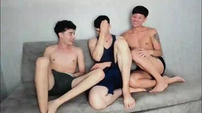 2025/10/02/chaturbate-pelusos_mens-00-32-03