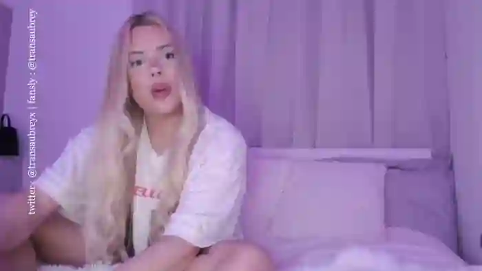 2025/10/02/chaturbate-transaubrey-19-41-02