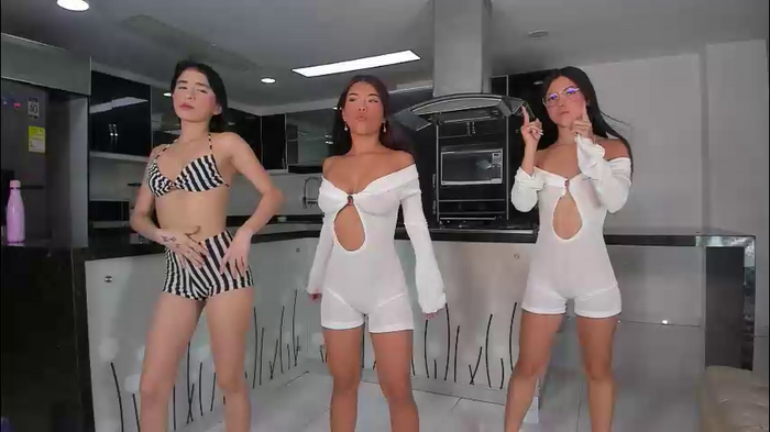 loving_ladies