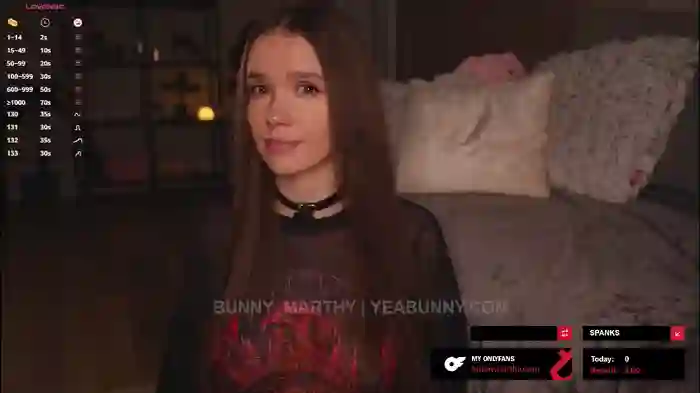 2025/10/04/chaturbate-bunny_marthy-15-55-17