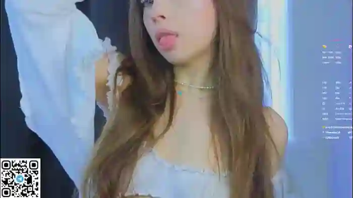 2025/10/05/chaturbate-afelia_heks-11-20-59