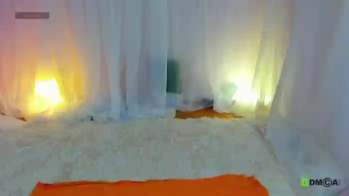 2025/10/05/chaturbate-lesya_flin-09-57-39