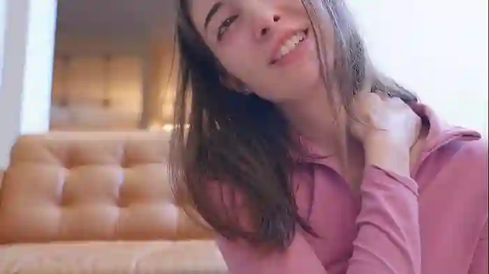 2025/10/06/chaturbate-rosykindred-19-56-39