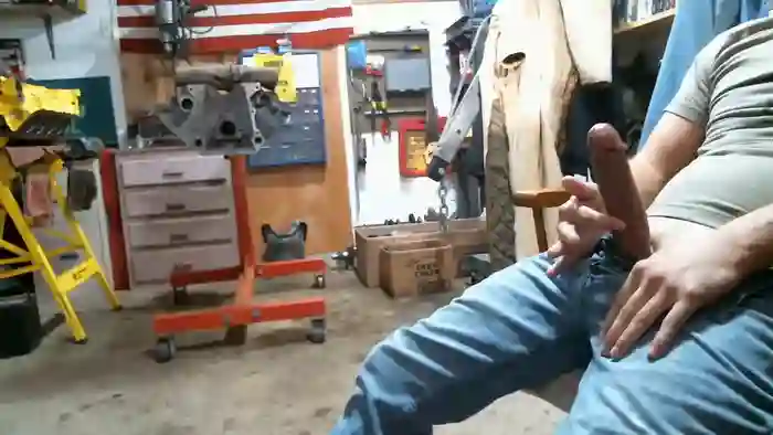 2025/10/07/chaturbate-donniestone-15-18-18