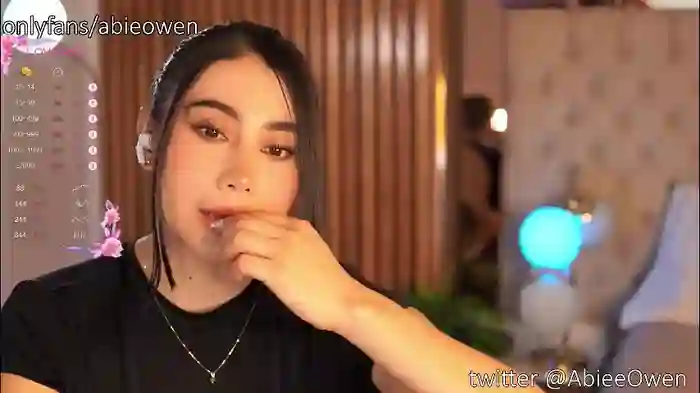 2025/10/08/chaturbate-abie_owen-02-50-12