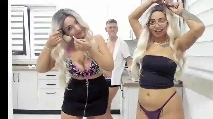 2025/10/09/chaturbate-nolimitscoupl3-16-13-08