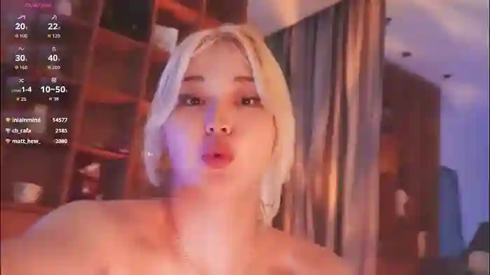 2025/10/10/chaturbate-seduza_hyun-01-00-32