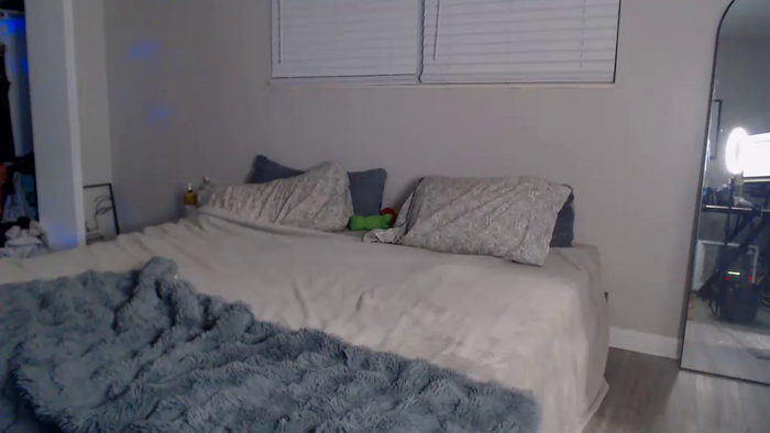 zoeemonroe