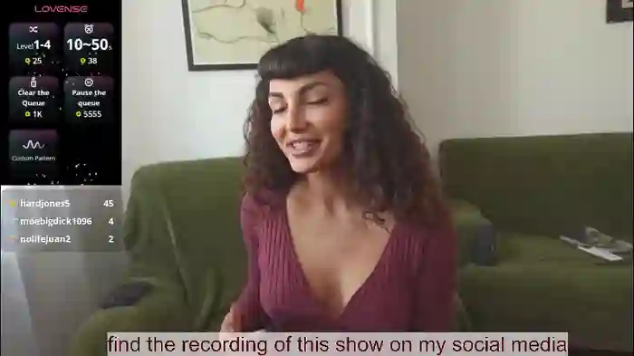 2025/10/11/chaturbate-venus_in_jeans-10-18-47