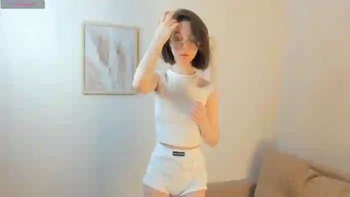 2025/10/14/chaturbate-bondistar-15-17-48