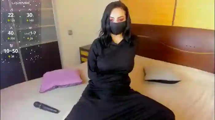 2025/10/14/chaturbate-habibi_moon-03-26-22