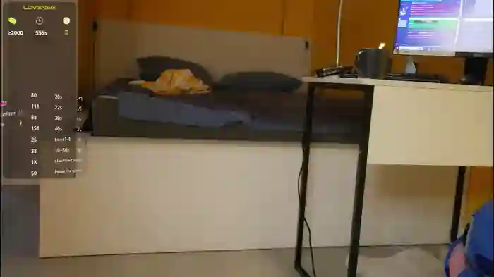 2025/10/14/chaturbate-kissmesloww-21-10-58