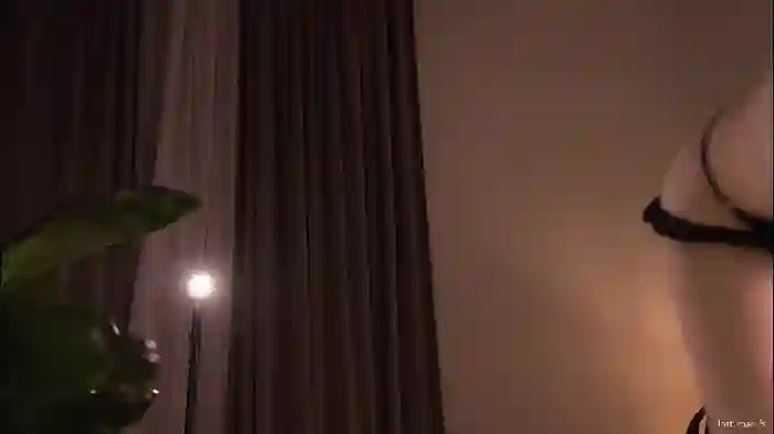 2025/10/15/chaturbate-alissa_wxw-18-33-07
