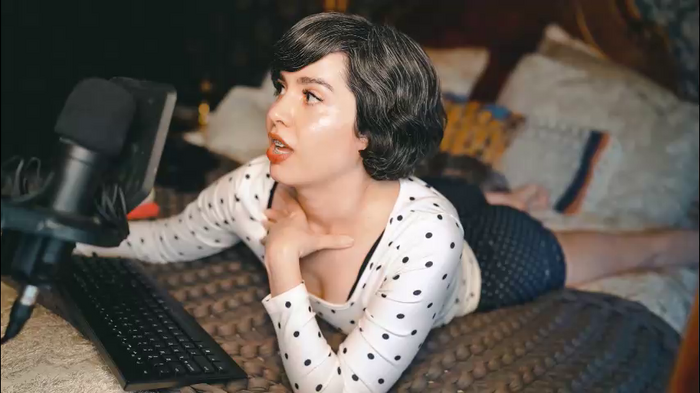thecamwoman