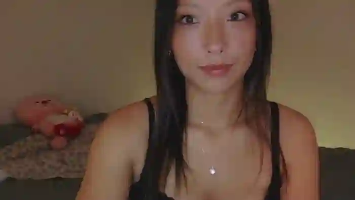 2025/10/16/chaturbate-vivianwinters-21-36-09