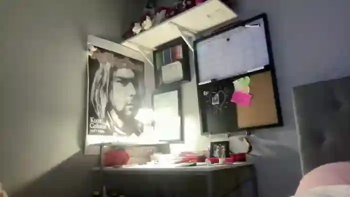 2025/10/17/chaturbate-camilaxcruz-05-02-08