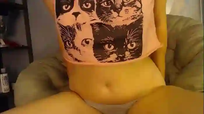 2025/10/17/chaturbate-iamuserfriendly-02-49-25