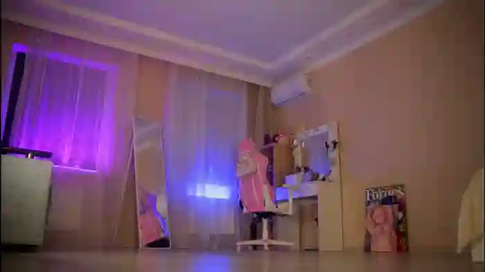 2025/10/17/chaturbate-rosyemily-14-46-34