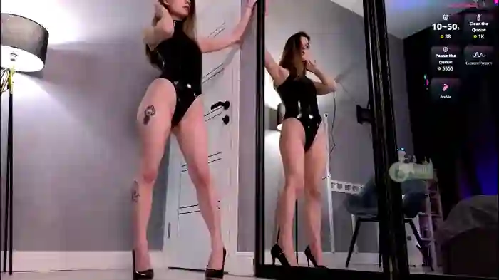 2025/10/17/chaturbate-sonia__rose-19-46-56