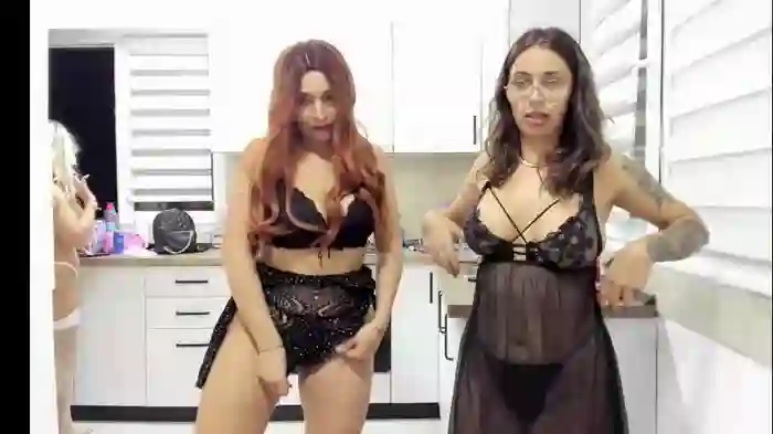2025/10/18/chaturbate-nolimitscoupl3-19-12-21
