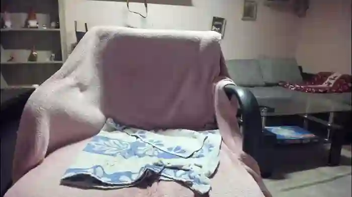 2025/10/18/chaturbate-angelsuitlove-19-58-11