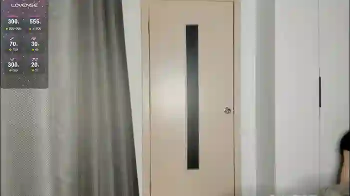 2025/10/18/chaturbate-anny_leps-13-55-42