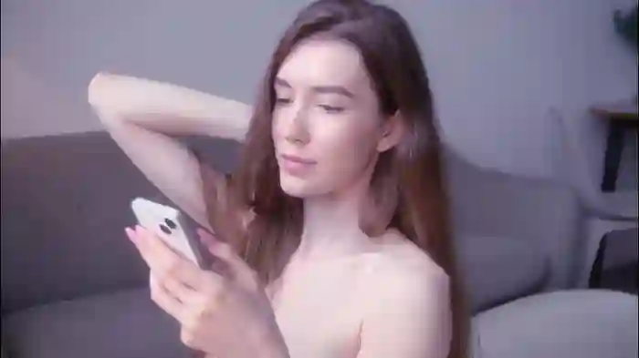2025/10/18/chaturbate-firumu-07-17-23