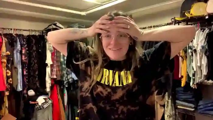 2025/10/18/chaturbate-intothewoodswego-17-45-07