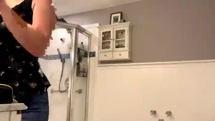 2025/10/18/chaturbate-intothewoodswego-19-41-42